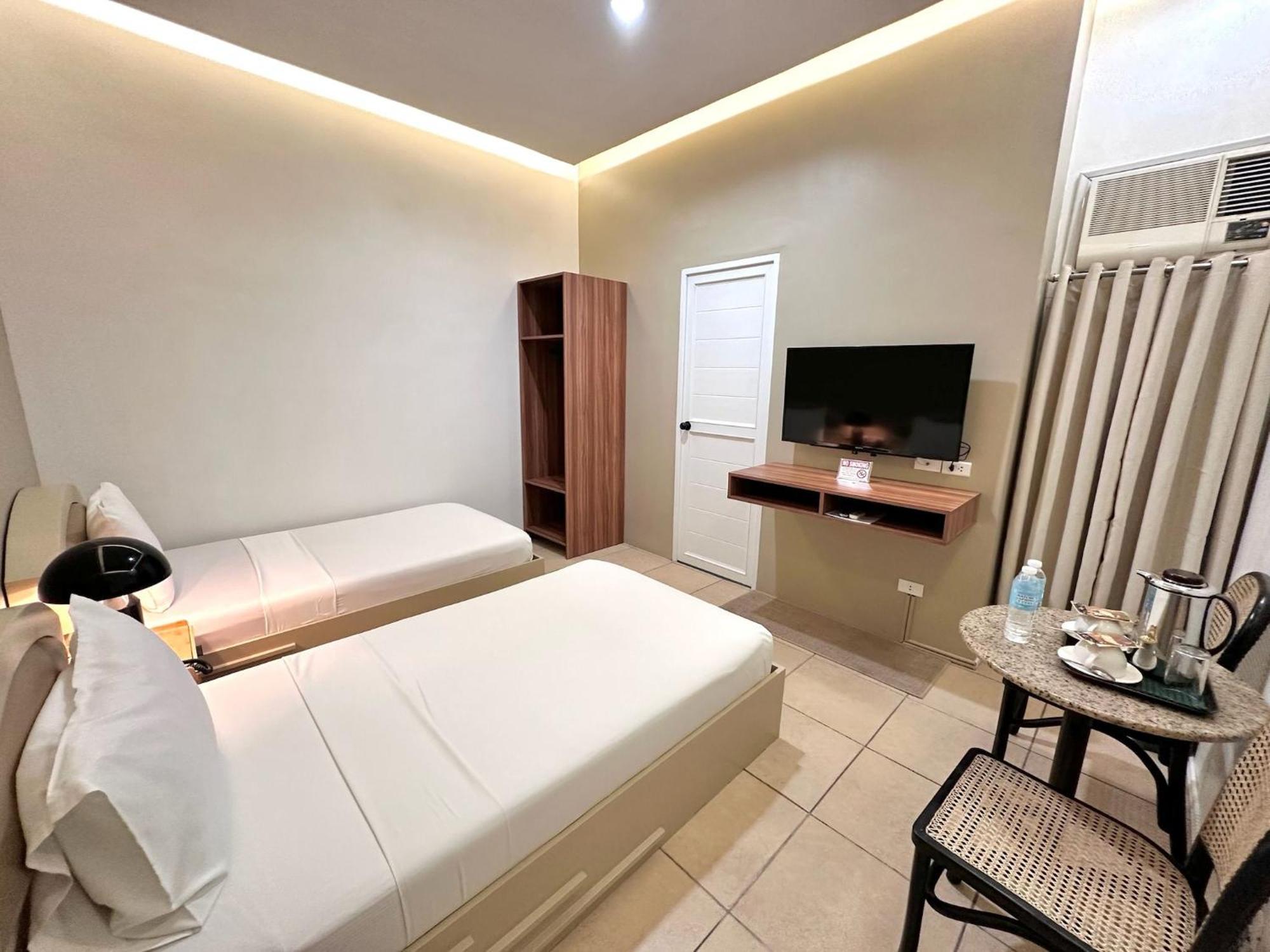 Dumaguete City Hotel Nicanor מראה חיצוני תמונה