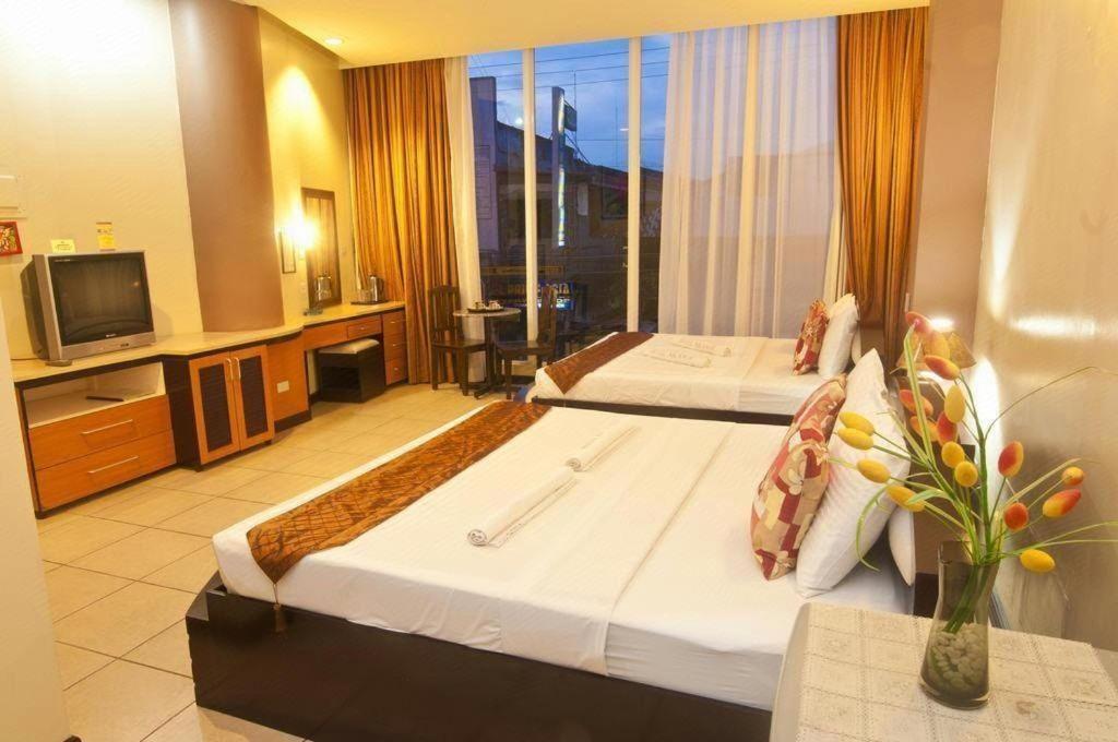 Dumaguete City Hotel Nicanor מראה חיצוני תמונה