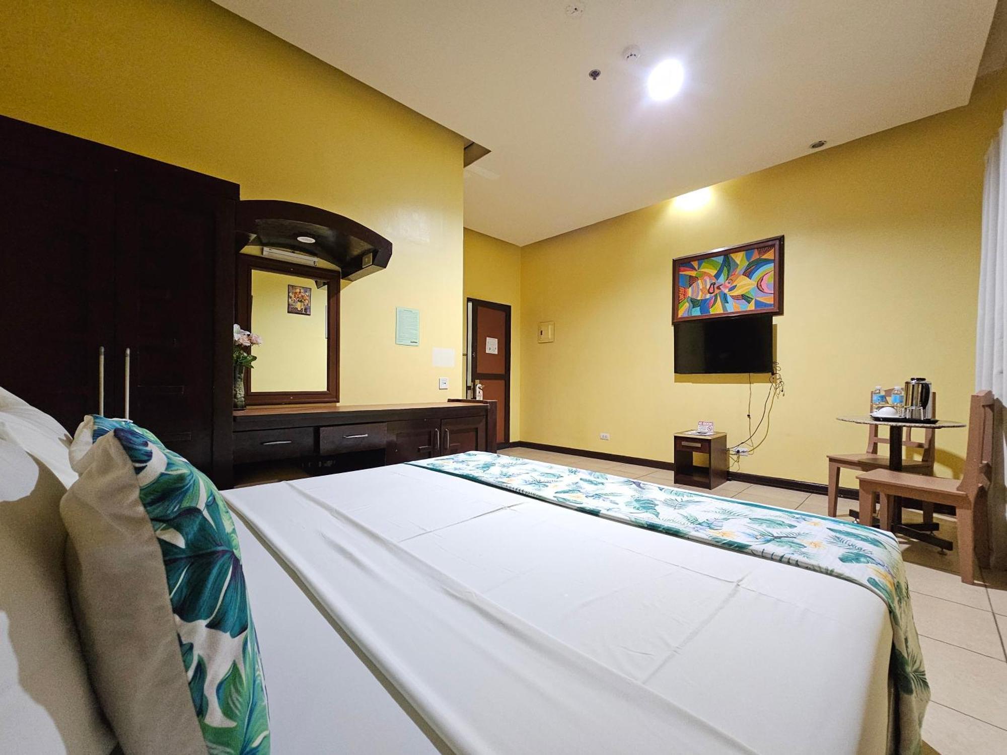 Dumaguete City Hotel Nicanor מראה חיצוני תמונה