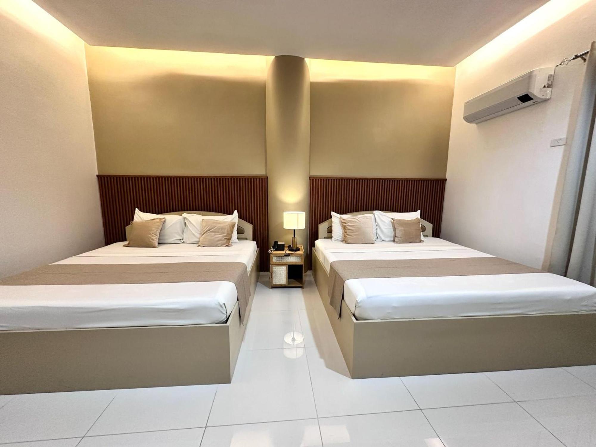 Dumaguete City Hotel Nicanor מראה חיצוני תמונה