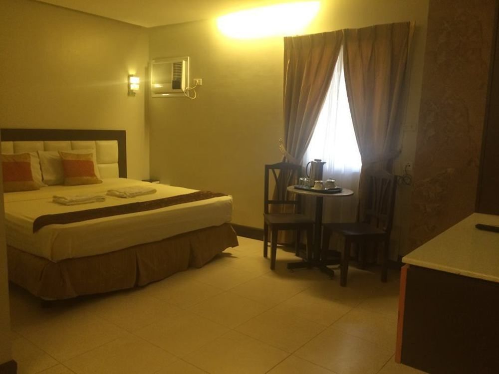 Dumaguete City Hotel Nicanor מראה חיצוני תמונה